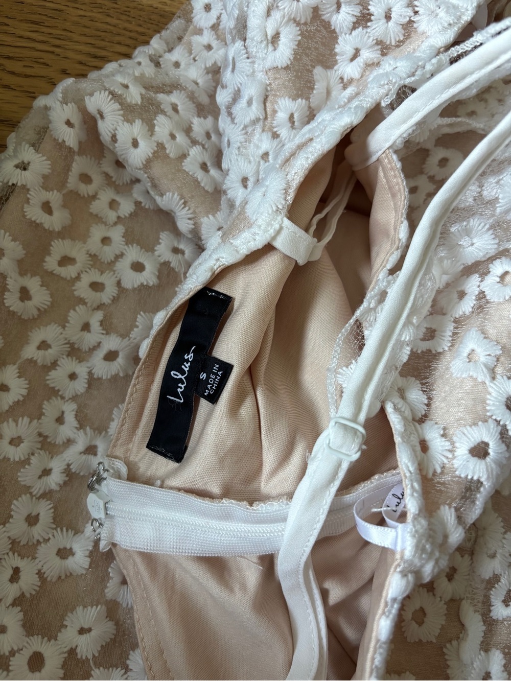 Lulu’s flower mini dress womens small - Picture 7 of 7